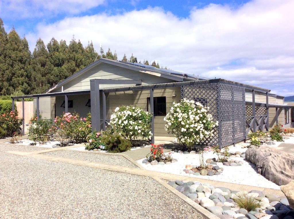 Fiordland Great Views Holiday Park Те Анау Екстериор снимка