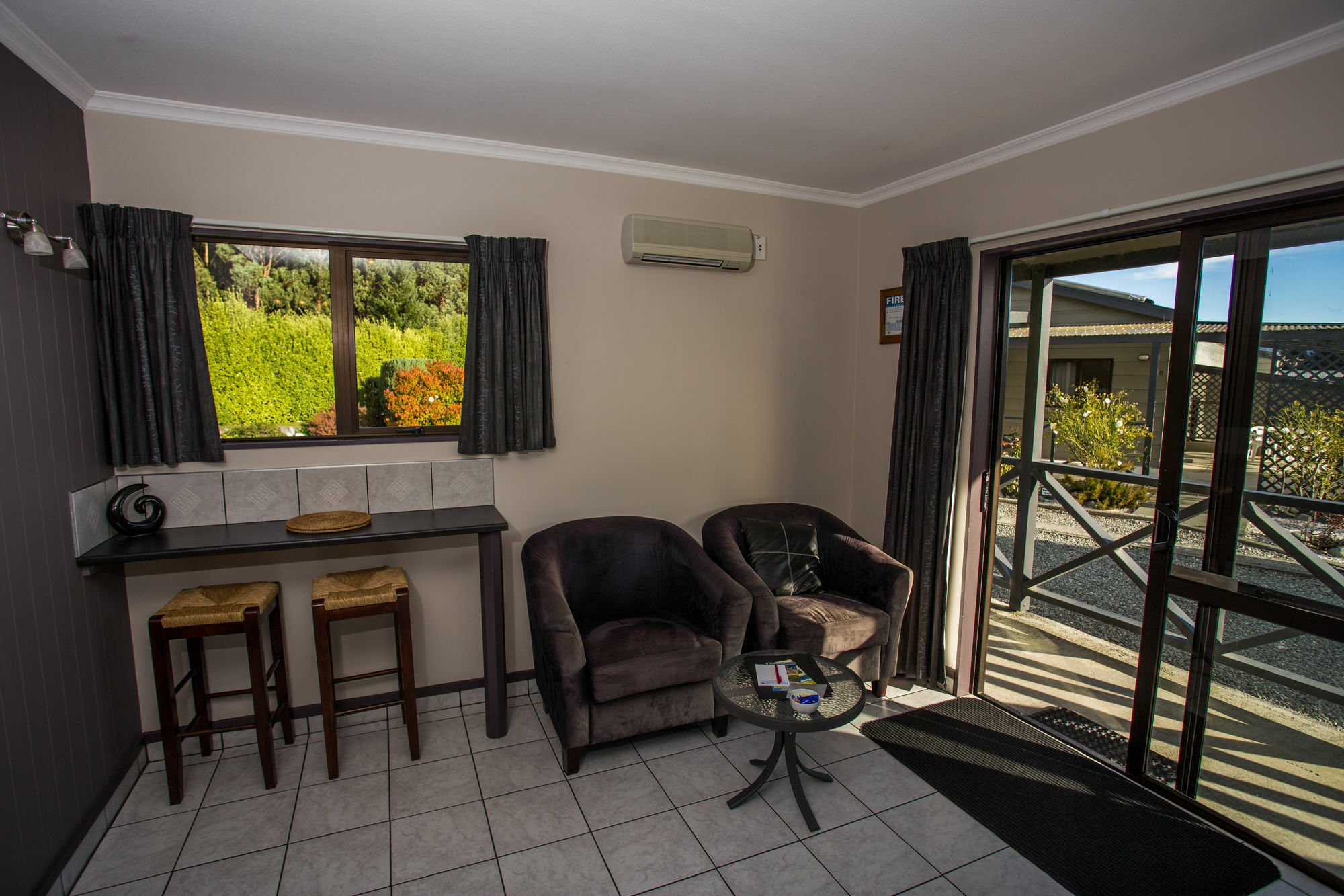 Fiordland Great Views Holiday Park Те Анау Екстериор снимка